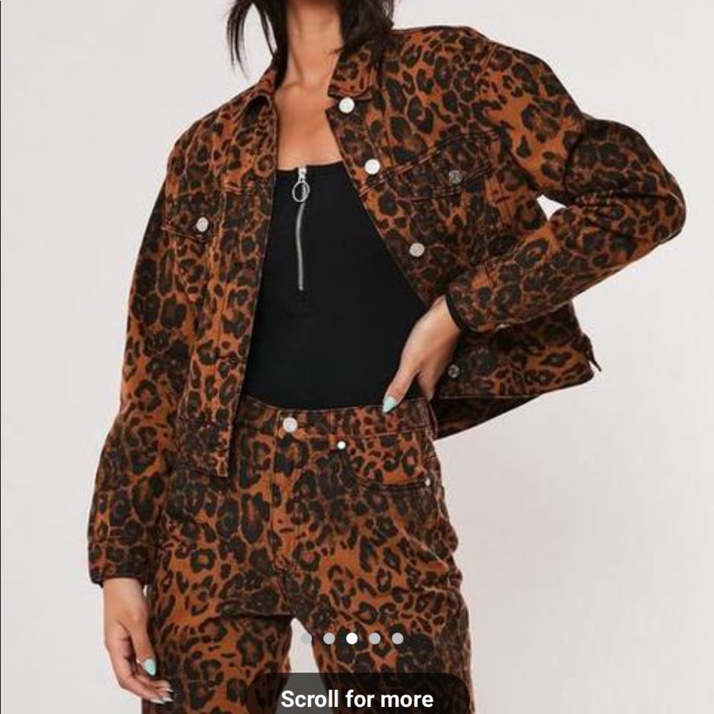 MISSGUIDED Leopard print denim jacket